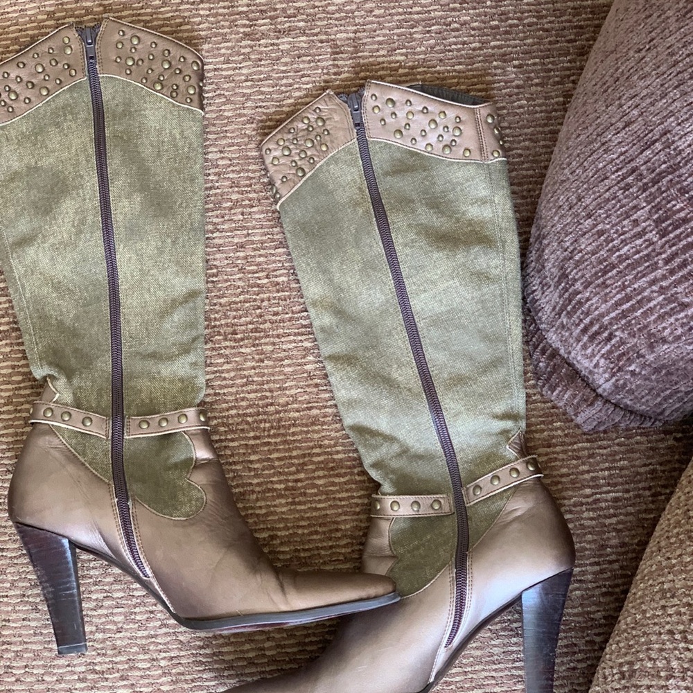 F. RIVERA Boots - Picture 2 of 9